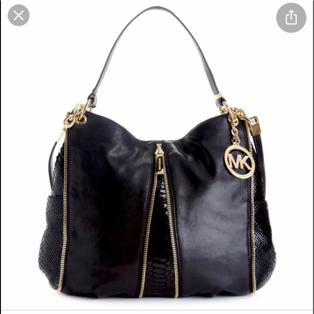 MICHAEL KORS NEWMAN python embossed bag BLACK